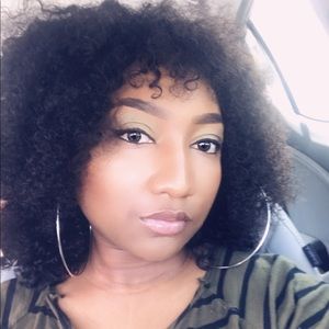 Meet your Posher, Jess